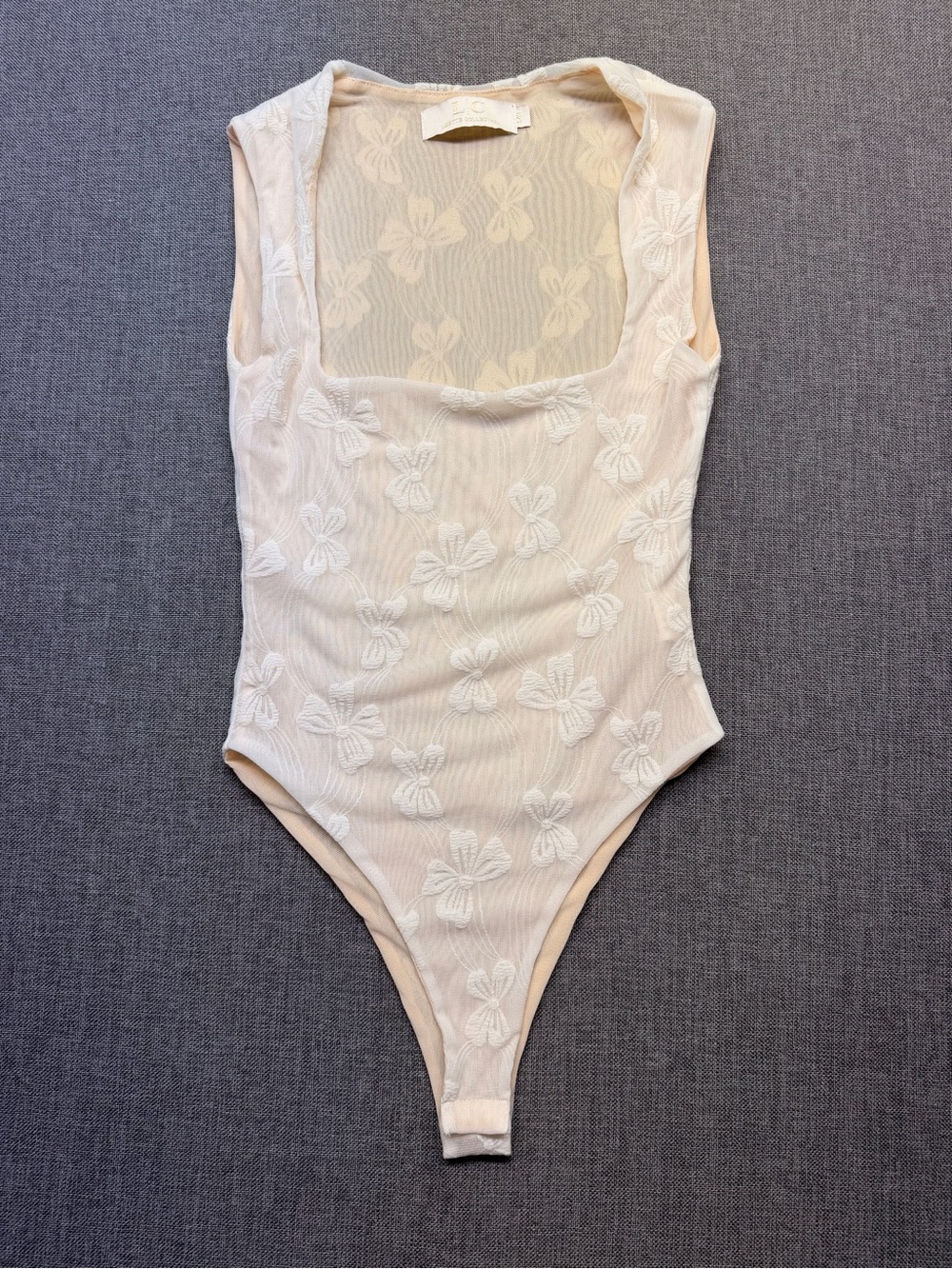 Embroidered Cream Floral One-Piece Bodysuit Top Size Small